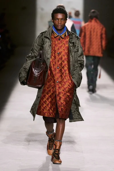 Look 46